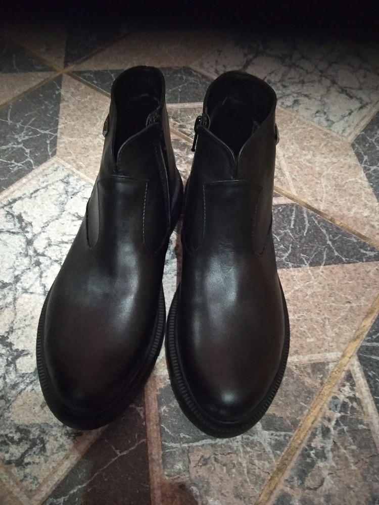 Ботинки кожаные женские демисезонные на молнии - Зображення 5