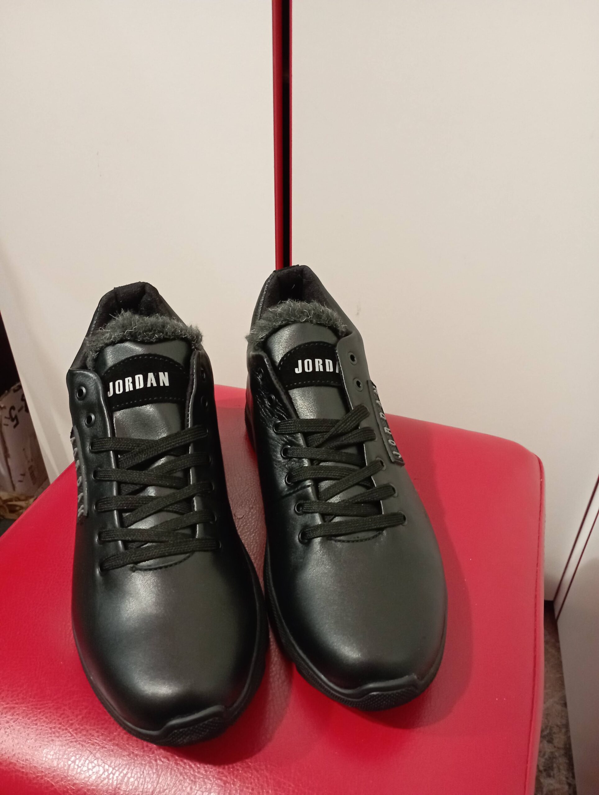 Кроссовки кожаные зимние мужские Jordan рр. 40, 43 - Зображення 11